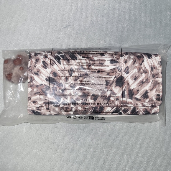 Kipling Trifold Wallet - Picture 3 of 16